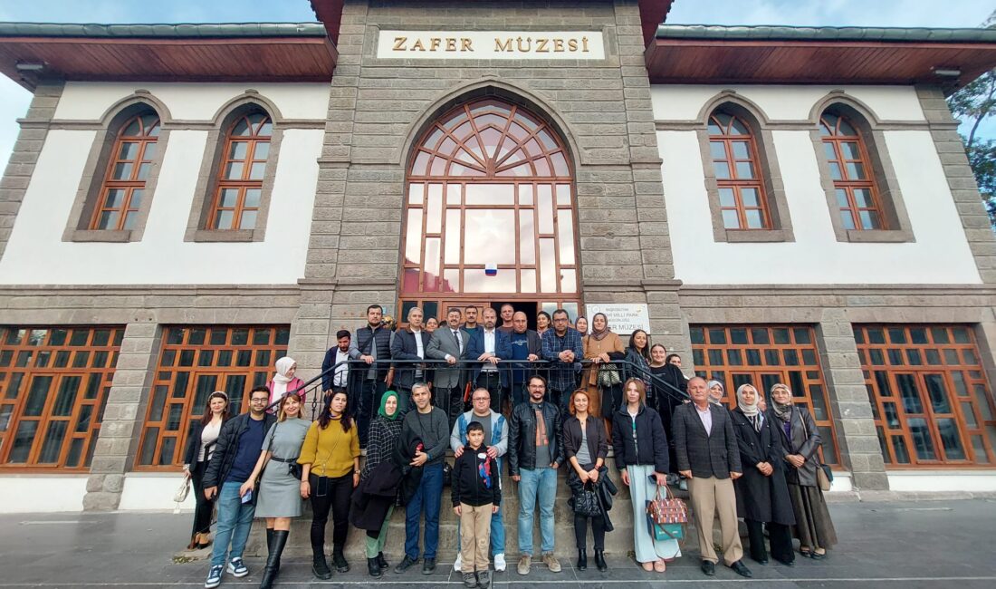 Program, Afyon Zafer Müzesi ve Afyon Lisesi Müzesi tanıtımları eşliğinde