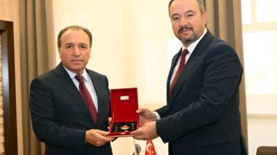 Gerçekleşen ziyarette karşılıklı görüş alışverişinde bulunuldu. Belediye Başkanı Adnan Öztaş,