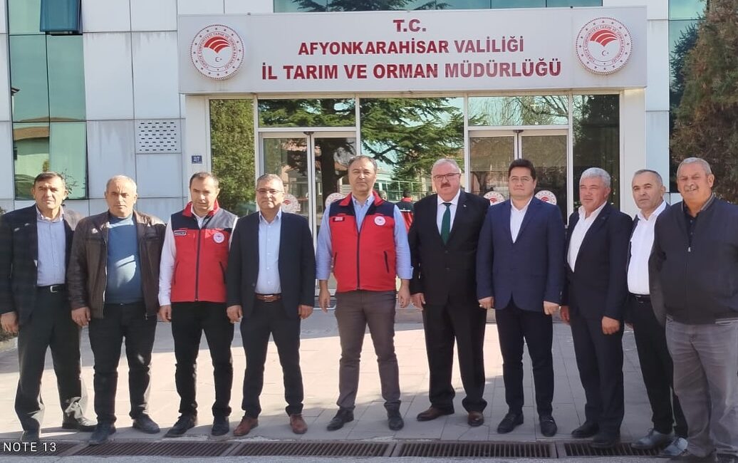 Gerçekleştirilen görüşmede, üreticilerin sahadan aktardığı öncelikli konular masaya yatırılarak çözüm