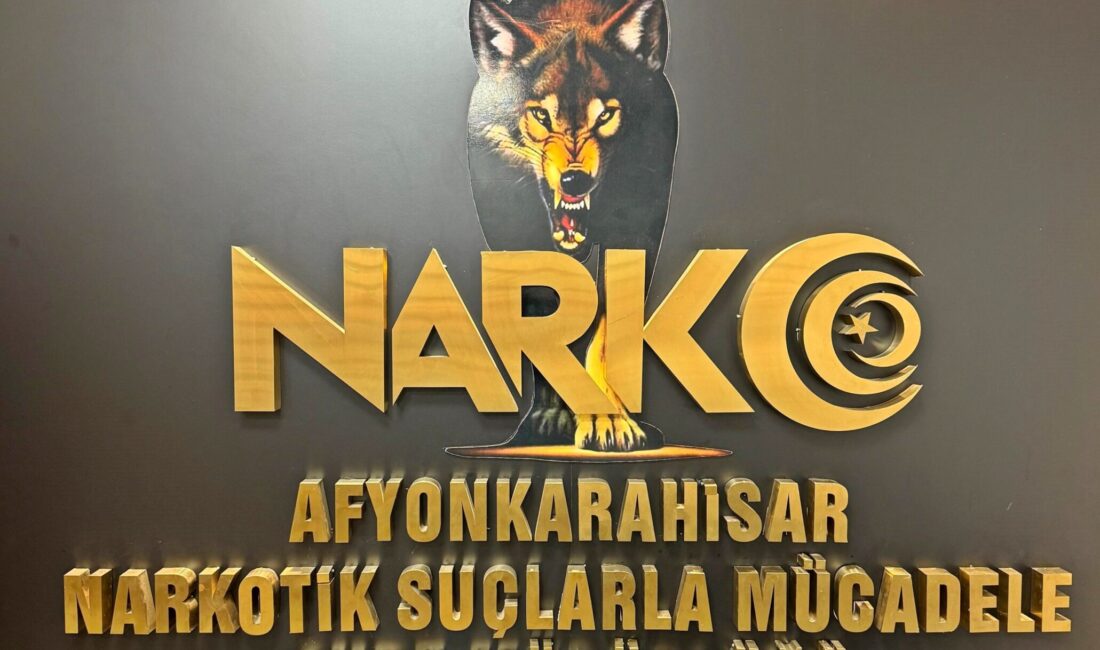 Operasyonda: 37 adet uyuşturucu madde emdirilmiş peçete, 1 gram uyuşturucu