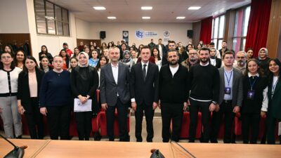 Prof. Dr. Sabri Bektöre Konferans Salonunda düzenlenen söyleşiye; İİBF Dekanı