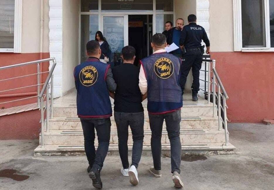 Edinilen bilgilere göre, Afyonkarahisar İlamat ve İnfaz Bürosu tarafından hakkında