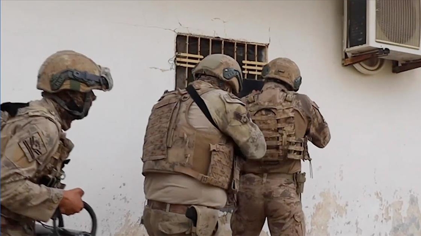 Bakan Yerlikaya, NSosyal hesabından yaptığı paylaşımda, 7 ilde 8 ayrı