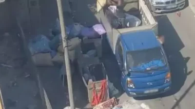 Akdeniz ilçesi Hal Mahallesi 6080 sokakta bir kamyonetle çuvallar dolusu