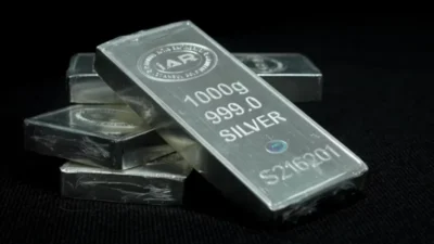 Fiyatlardaki yükselişin nedenleri Yıl başında 28,9 dolardan işlem gören gümüş,