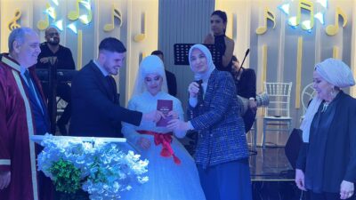 Afyonkarahisar Valisi Doç. Dr. Kübra Güran Yiğitbaşı’nın da katıldığı törende,