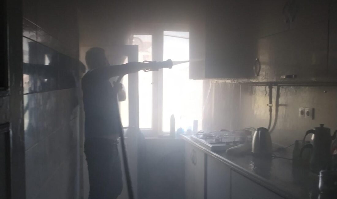 İhbar üzerine hızla olay yerine ulaşan Emirdağ Belediyesi İtfaiye ve