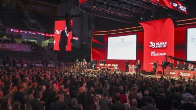 Akar’ın kaleminden CHP’de yaşananlar şöyle: CHP son iki yıldaki dördüncü