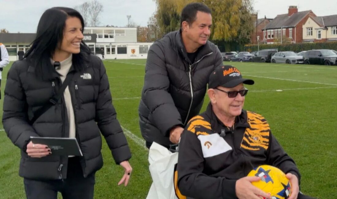 Hull City taraftarı 62 yaşındaki Owen Griffiths, ileri evre alzheimer