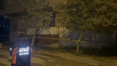 Olay, Kocaeli’nin Gebze ilçesi İstasyon Mahallesi 1411. Sokak’ta bulunan 2
