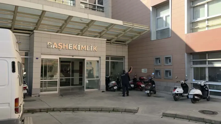 İzmir Tire Devlet Hastanesi’nde baş dönmesi şikayetiyle muayene olan Esra