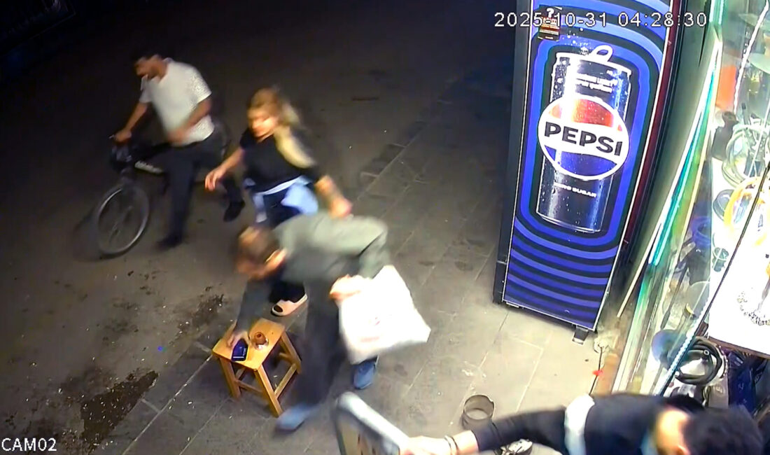 Olay, 30 Ekim akşamı Seyhan ilçesi Karasoku Mahallesi’nde meydana geldi.