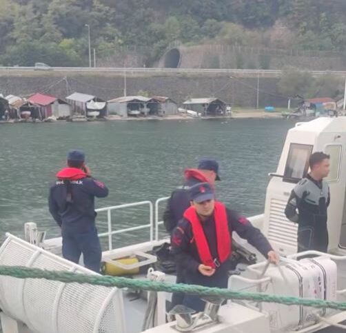 Giresun’da sabah saatlerinde meydana gelen olayda, içerisinde 3 kişinin bulunduğu