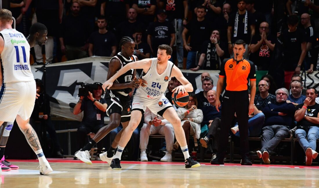 EuroLeague 10. haftasında Anadolu Efes, Virtus Bologna’ya konuk oldu. Paladozza