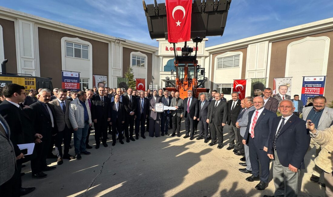 İl Özel İdaresi’nin hizmet kapasitesini artırmak amacıyla envantere 3 greyder,