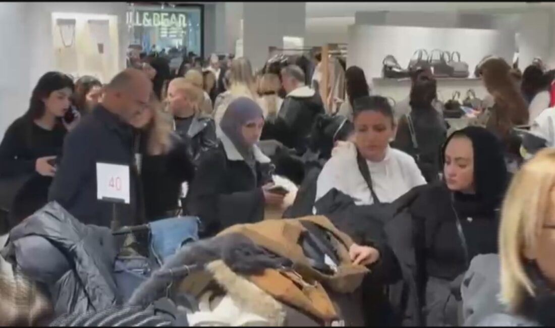 Türkiye’de de dünya ile aynı anda başlayan Black Friday (Efsane