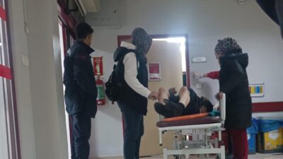 Ankara Nallıhan’da yalnız yaşayan 82 yaşındaki Ziya Çınar, mantar toplamak