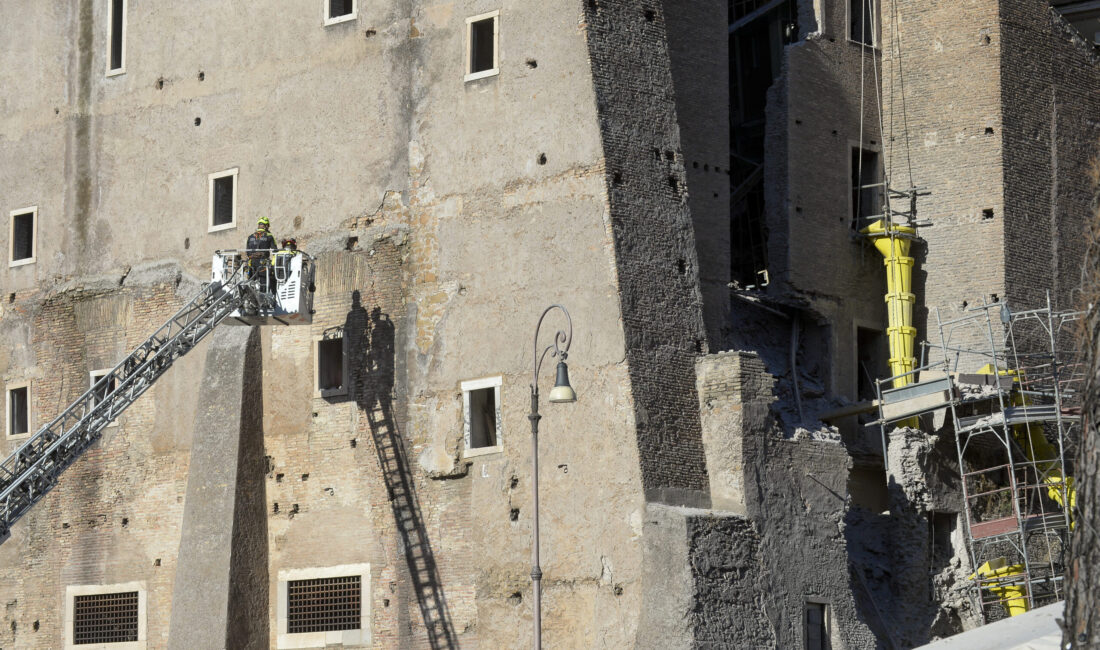 Roma’nın merkezindeki 13. yüzyıl eseri Torre dei Conti’de restorasyon sırasında