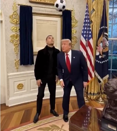 Donald Trump, sosyal medya hesabından Portekizli yıldız Cristiano Ronaldo ile