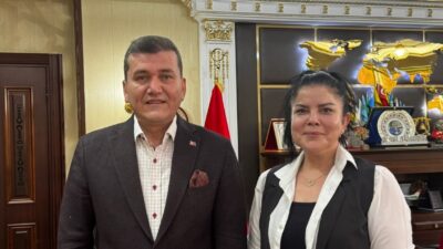 Arıtürk Hukuk Ofisi’nin kurucu ortaklarından Av. Zeki Arıtürk, Kanal 3