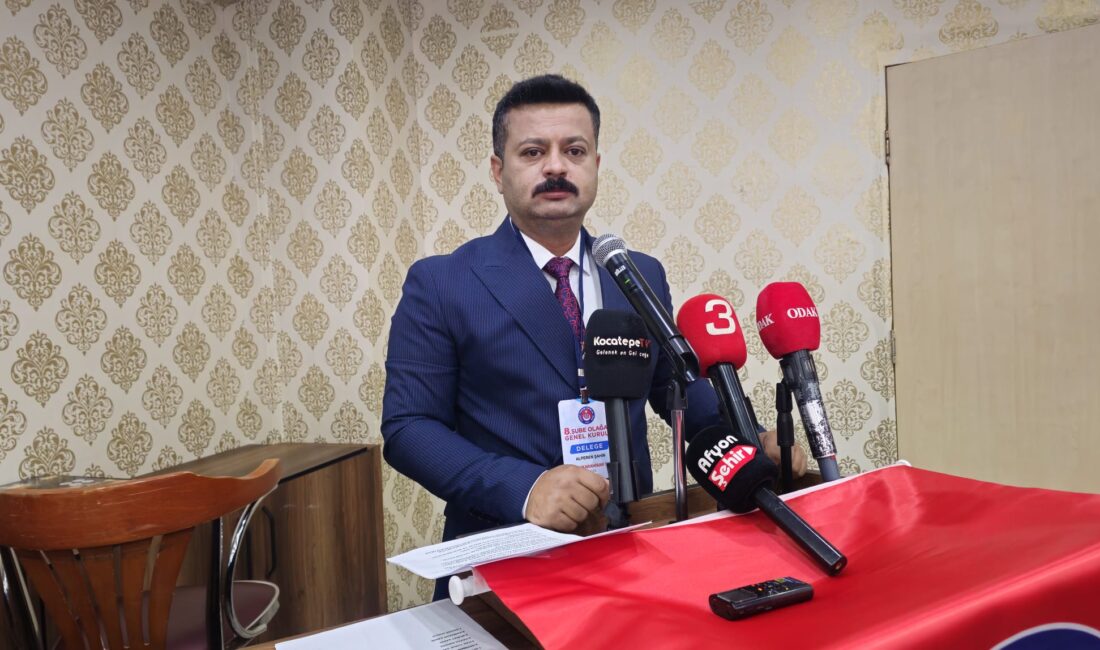 Emir Murat Özdilek Uygulama Oteli toplantı salonunda yapılan genel kurula