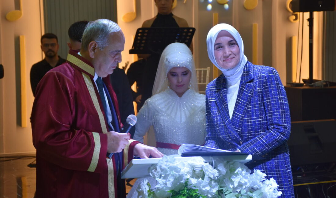 AFYONKARAHİSAR (AA) – Afyonkarahisar Valisi Kübra Güran Yiğitbaşı, Aile ve