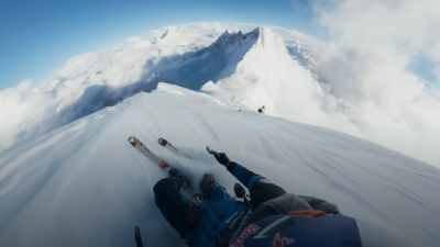 37 yaşındaki Polonyalı kayak dağcısı Andrzej Bargiel, inanılmaz tırmanış ve kayak