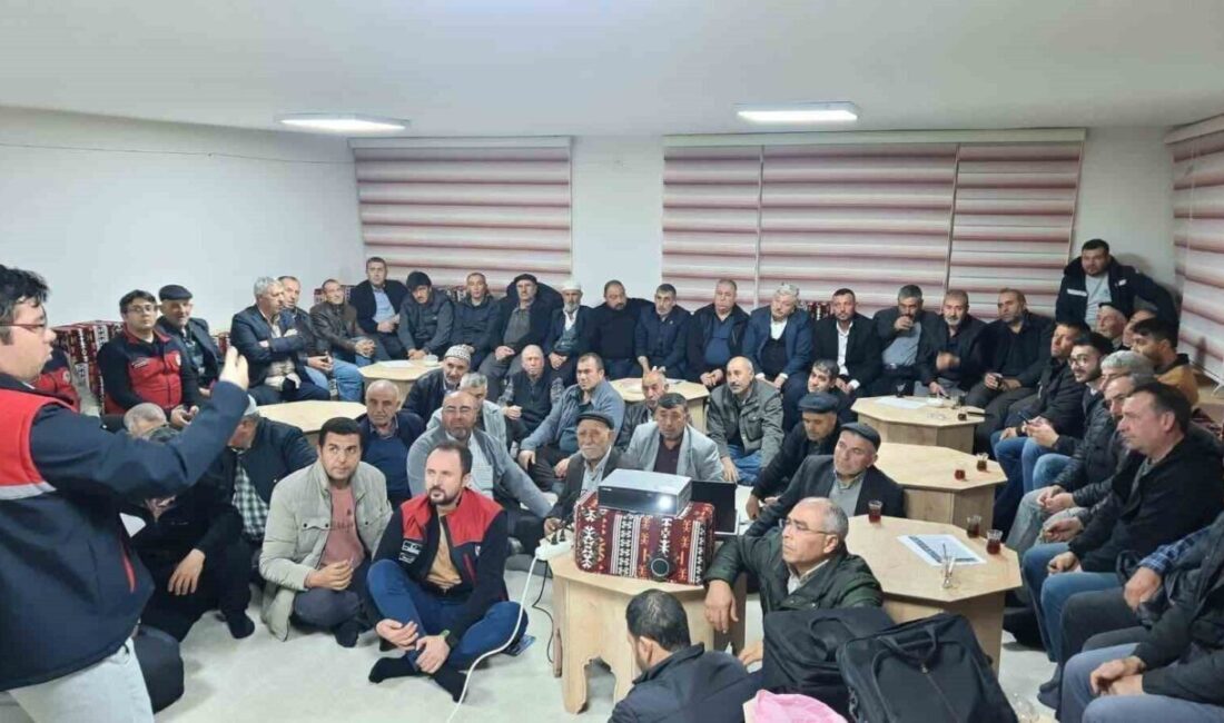 2025 yılı çiftçi toplantıları çerçevesinde Işıklar, Kocatepe, Salar, Değirmenayvalı, Sülün