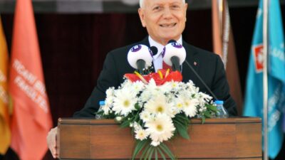 Dünyada saygıyla anılan Türk bilim insanı Prof. Dr. Mehmet Haberal,