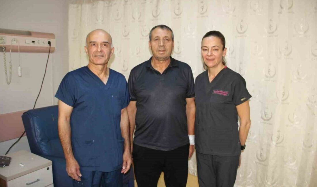 Afyonkarahisar Devlet Hastanesinde önemli bir tıbbi başarıya imza atılırken, 60