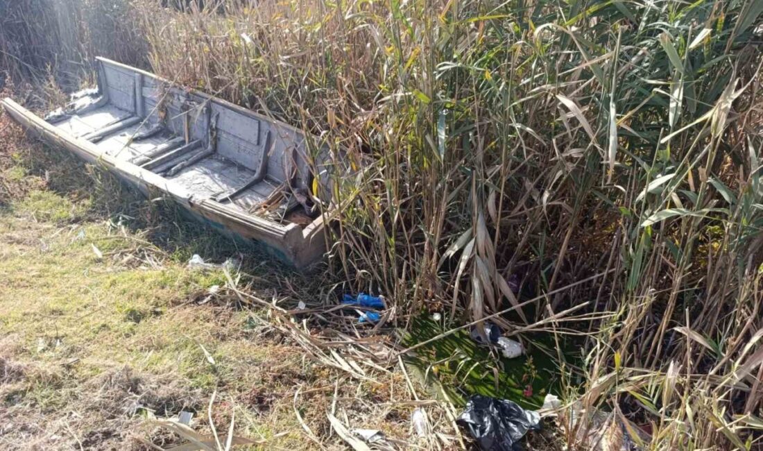 Afyonkarahisar’da bir çok canlıya ev sahipliği yapan Eber Gölü kuraklığın