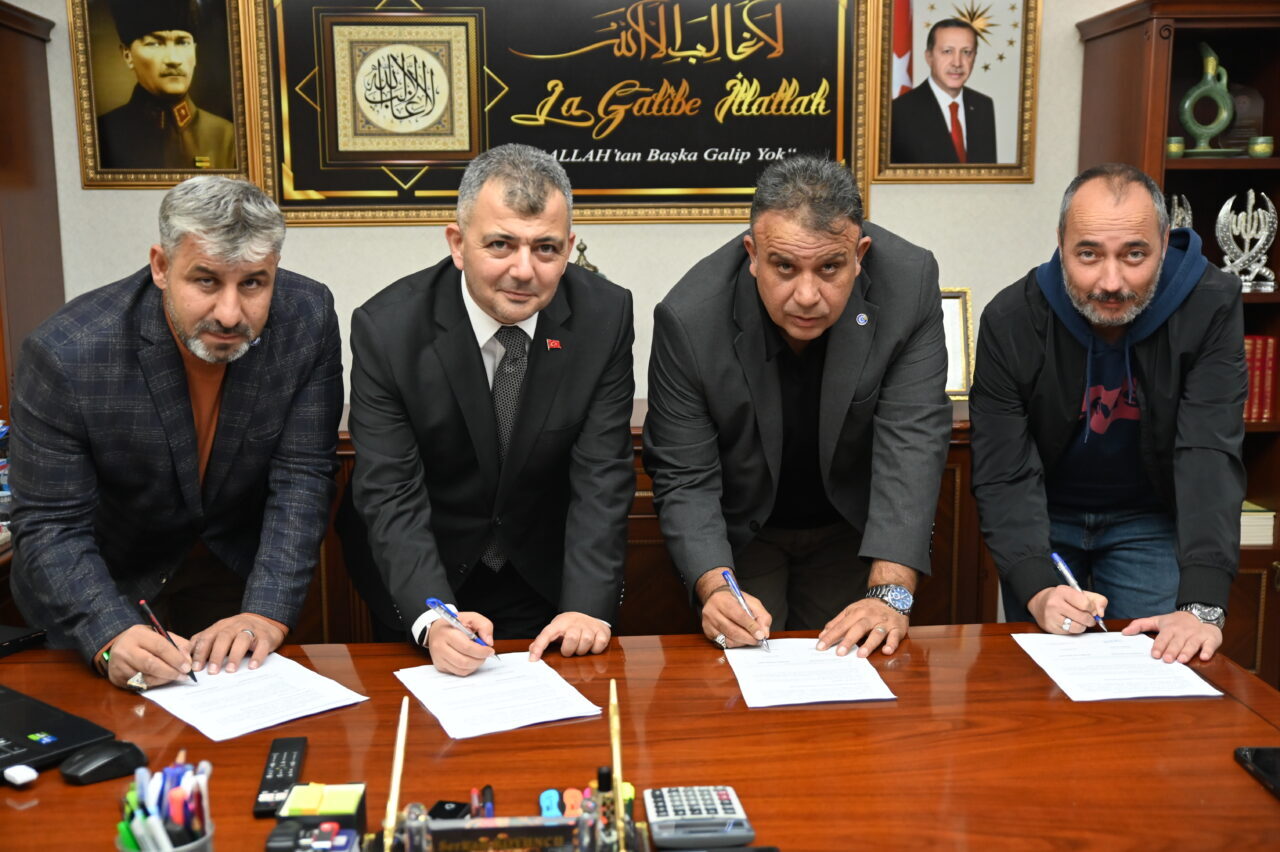 AFYONKARAHİSAR (AA) – Afyonkarahisar'da Emirdağ Belediyesi, gelecek yıl işçilerinin doğacak