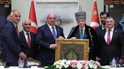 Cumhurbaşkanı Erdoğan, Cumhurbaşkanlığı Külliyesi’nde, Dünya Ahıskalı Türkler Birliği (DATÜB) Heyetini