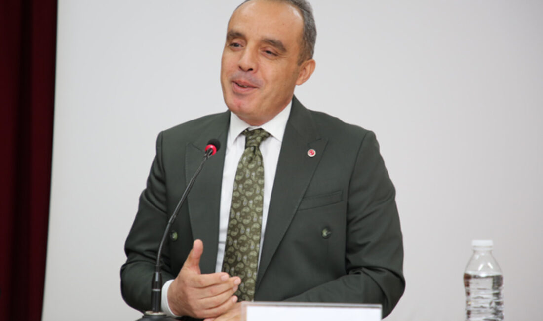 Kadın ve Demokrasi Derneği (KADEM) Afyonkarahisar İl Temsilciliği tarafından düzenlenen