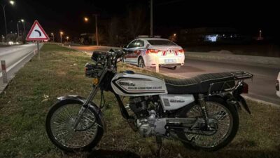 Kaza, Bolvadin ilçesi Kaçan Kavşağı yakınlarında meydana geldi. Edinilen bilgilere