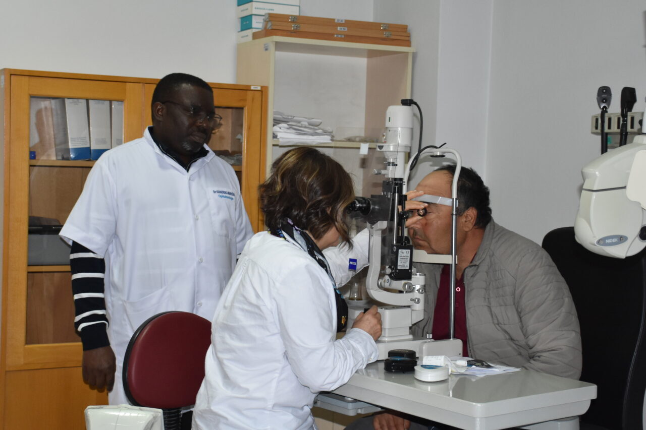 - Afyonkarahisar Sağlık Bilimleri Üniversitesi'nde gözlemci asistan olan Dr. Murotso