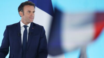 Fransa Cumhurbaşkanı Emmanuel Macron, Fransız Alpleri’ndeki Varces Askeri Üssü’nde yaptığı