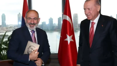 Ermenistan Başbakanı Nikol Paşinyan’ın ülke genelinde sıfırdan on caminin inşa