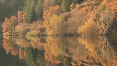 Afyonkarahisar’da sis bulutlarının gökyüzüne yükseldiği anlar görsel şölen oluşturdu. Kentte