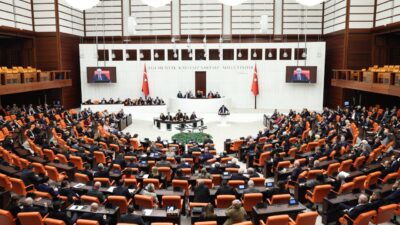 Başsavcılığın internet sitesinde yayımlanan siyasi parti üye sayılarına göre, AK