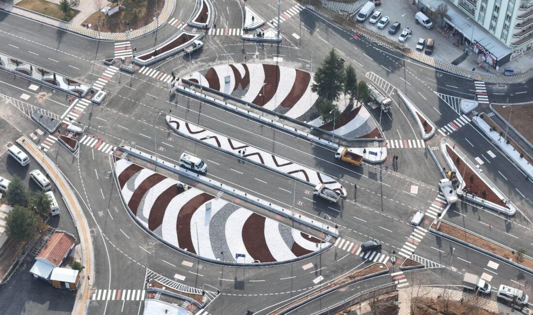 Afyonkarahisar’ın en işlek trafik noktalarından biri olan Şuhut Kavşağı’nda gerçekleştirilen