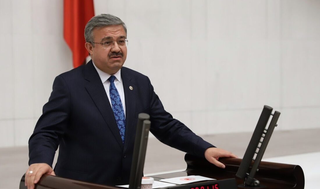 TBMM Kâtip Üyesi ve AK Parti Afyonkarahisar Milletvekili İbrahim Yurdunuseven,