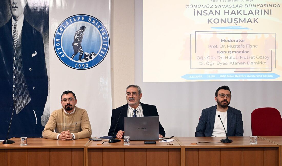 İİBF Prof. Dr. Sabri Bektöre Konferans salonunda düzenlenen etkinliğe; İİBF