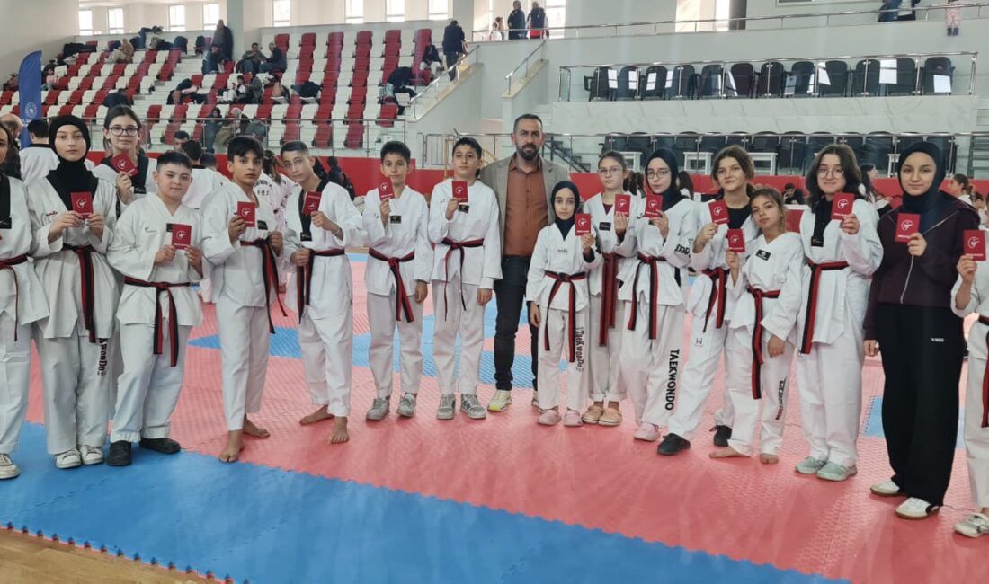 Zorlu etaplardan oluşan sınavda üstün performans sergileyen sporcular, disiplinli çalışmanın