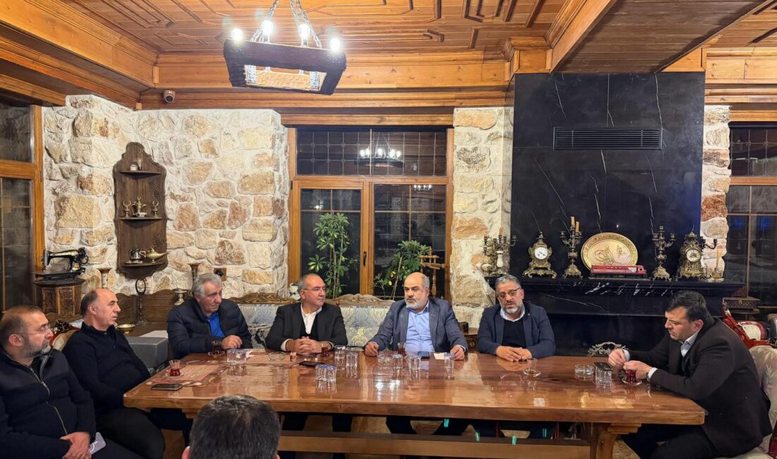 Toplantıya ayrıca Afyon Mermerciler Derneği Başkanı Remzi Özcan ile dernek