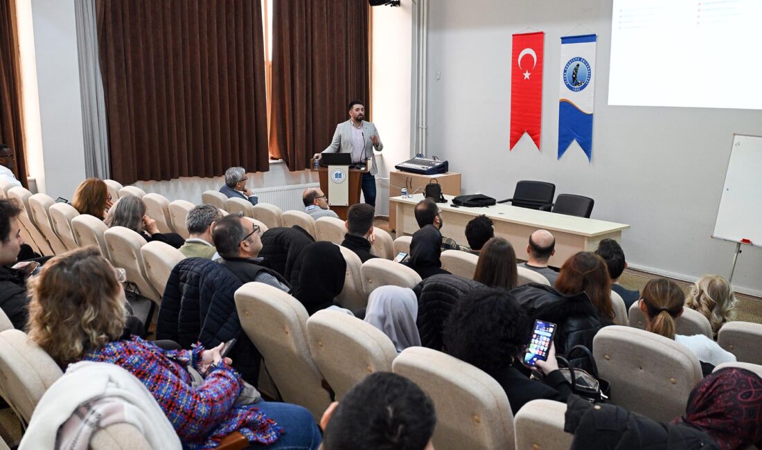 Toplantıya TTO Koordinatörü Prof. Dr. Atilla Evcin, Çay Meslek Yüksekokulu