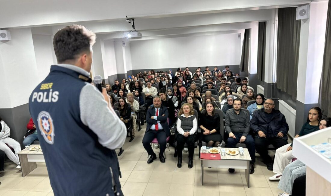 Gerçekleştirilen eğitim çalışması ile ilgili Afyonkarahisar İl Emniyet Müdürlüğü’nden yapılan