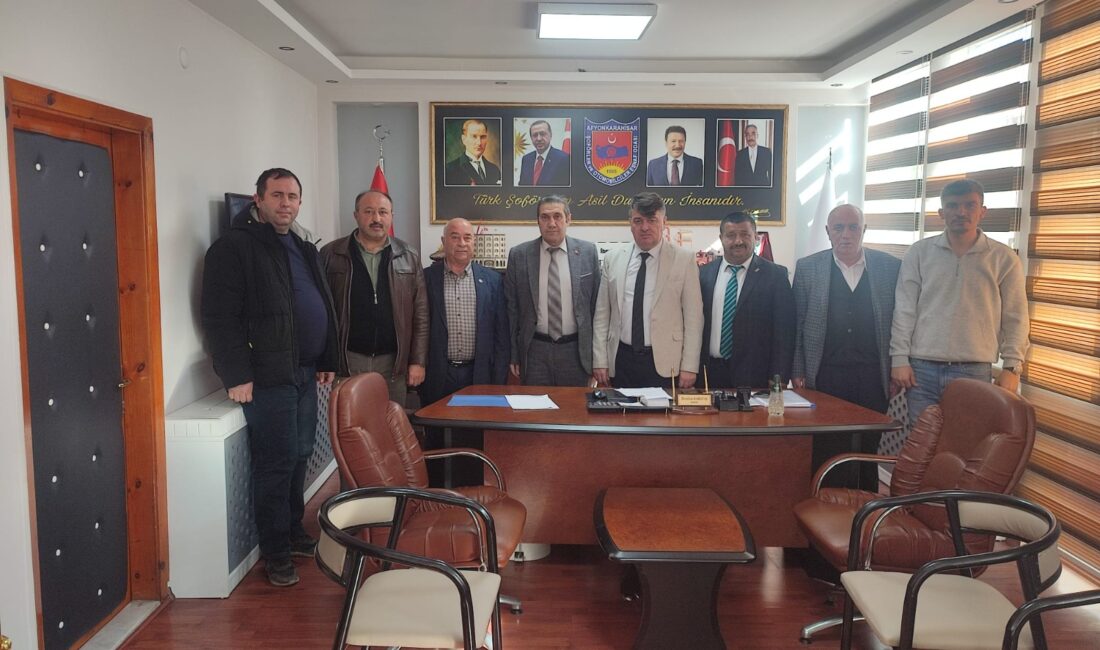 Toplantıya İbrahim Karataş (Afyonkarahisar), Hidayet Sarıtaş (Bolvadin), Oktay Saraç (Çay),