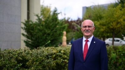 Dünyadaki önemli akreditasyon kurumları olan Webometrics, SCImago, THE ve QS