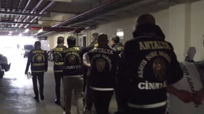 Antalya Emniyet Müdürlüğü Asayiş Şube Müdürlüğü ekipleri, Muratpaşa ilçesinde 23